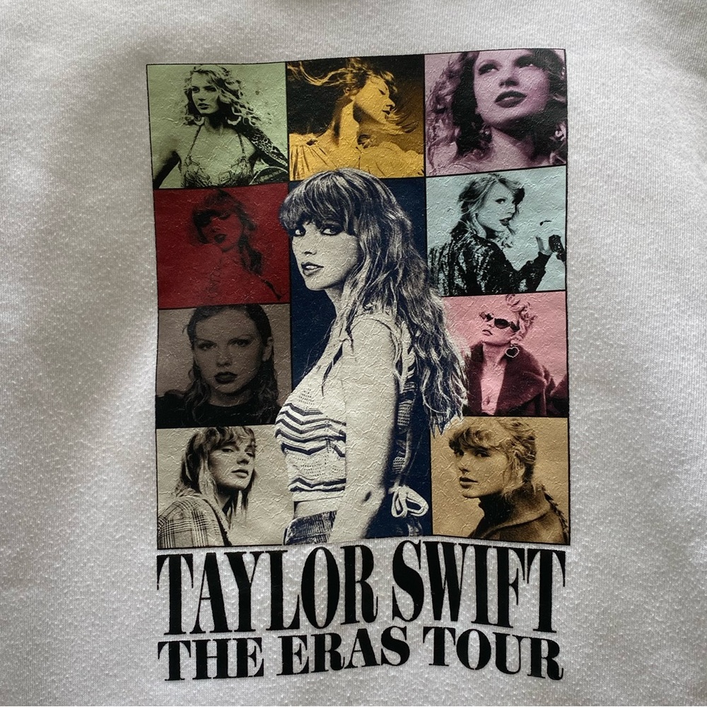THE ERAS TOUR | Taylor Swift White Hoodie Small - Picture 6 of 11